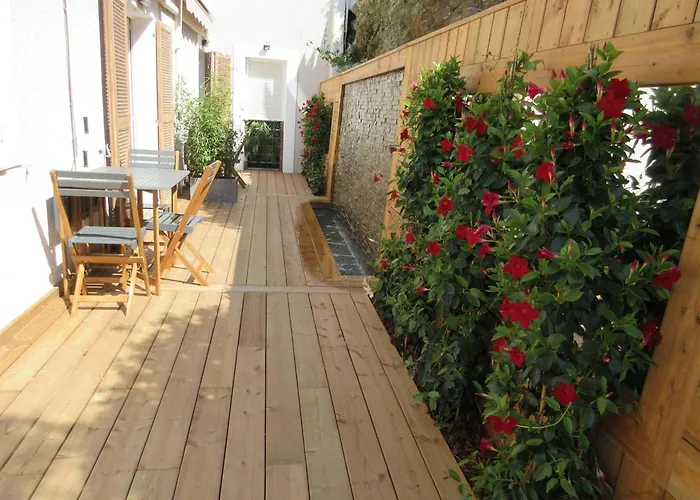 Villa Tricoli B&B avec Piscine